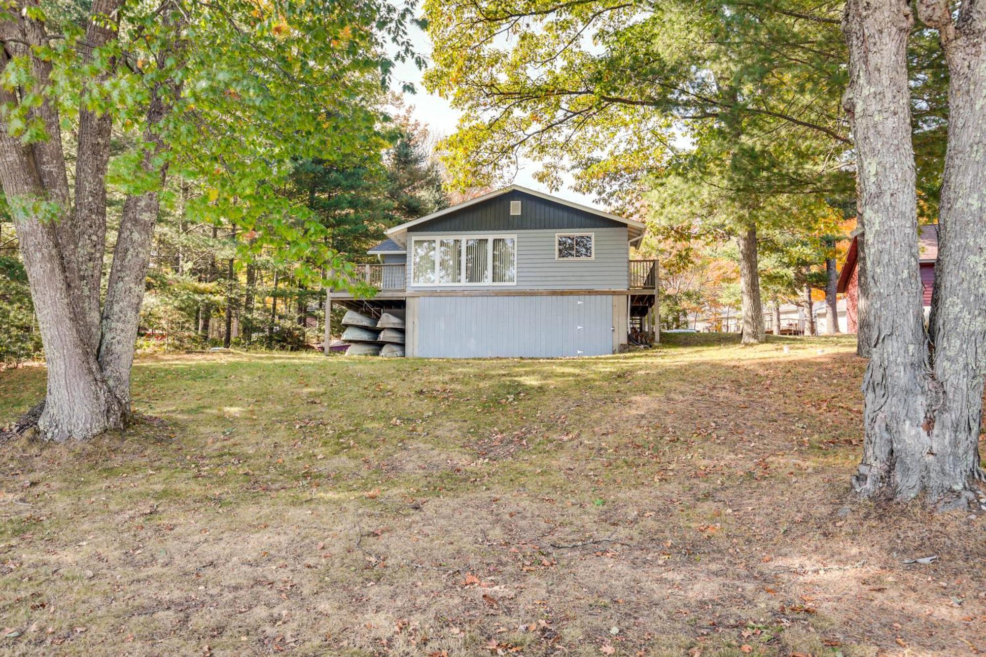 Lakefront Eagle River Cottage With Private Dock Exterior foto